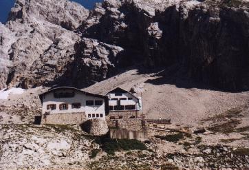 Knorrhütte