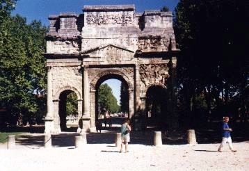 Triumphbogen in Orange