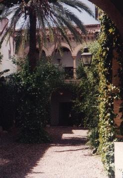 Calleja de las Flores